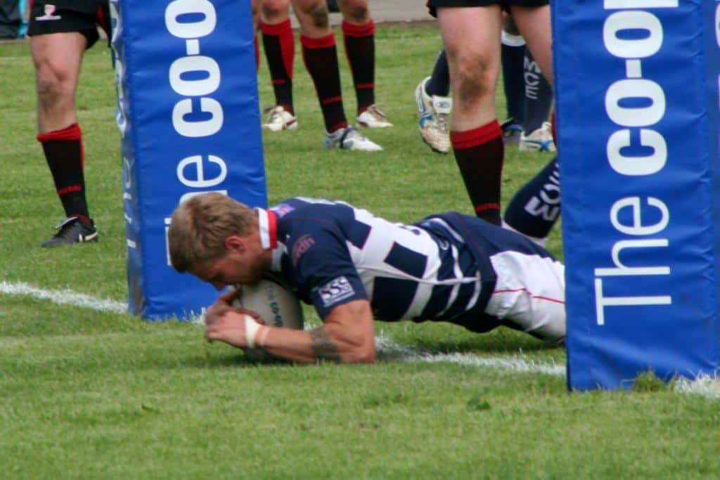 2010 - Featherstone v Dewsbury - IMG_0032briggs winning try